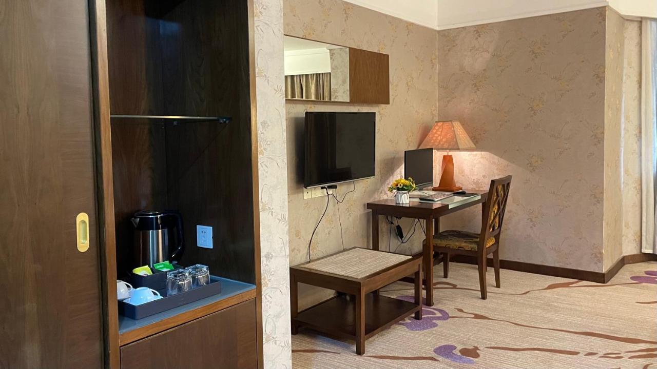 Oriental Silk Hotel Guangzhou Exterior photo
